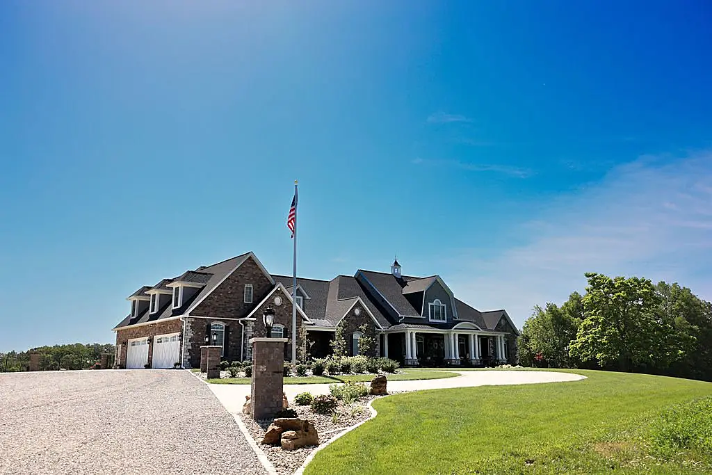 A custom home built by Padgett Building & Remodeling in Swansea, IL